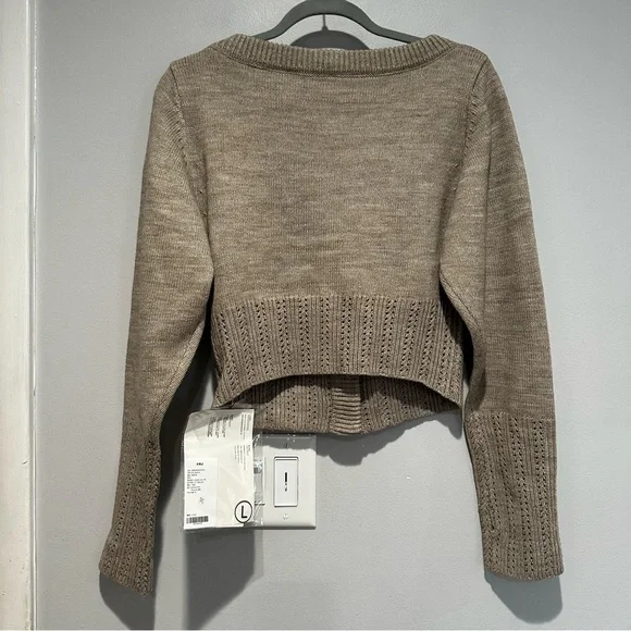 NEW Fussed Urban Collection Wool V Neck Cardigan Size Large